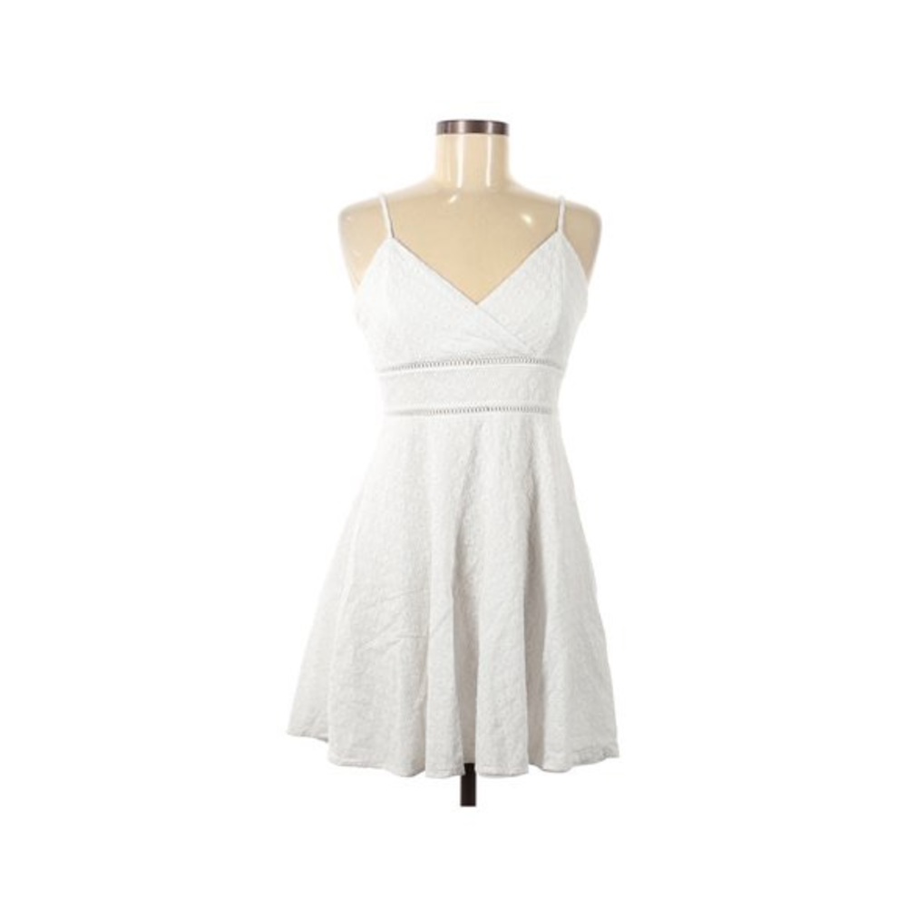 White Embroidered Short Dress